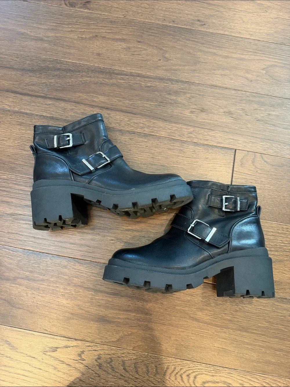 Sam Edelman good size